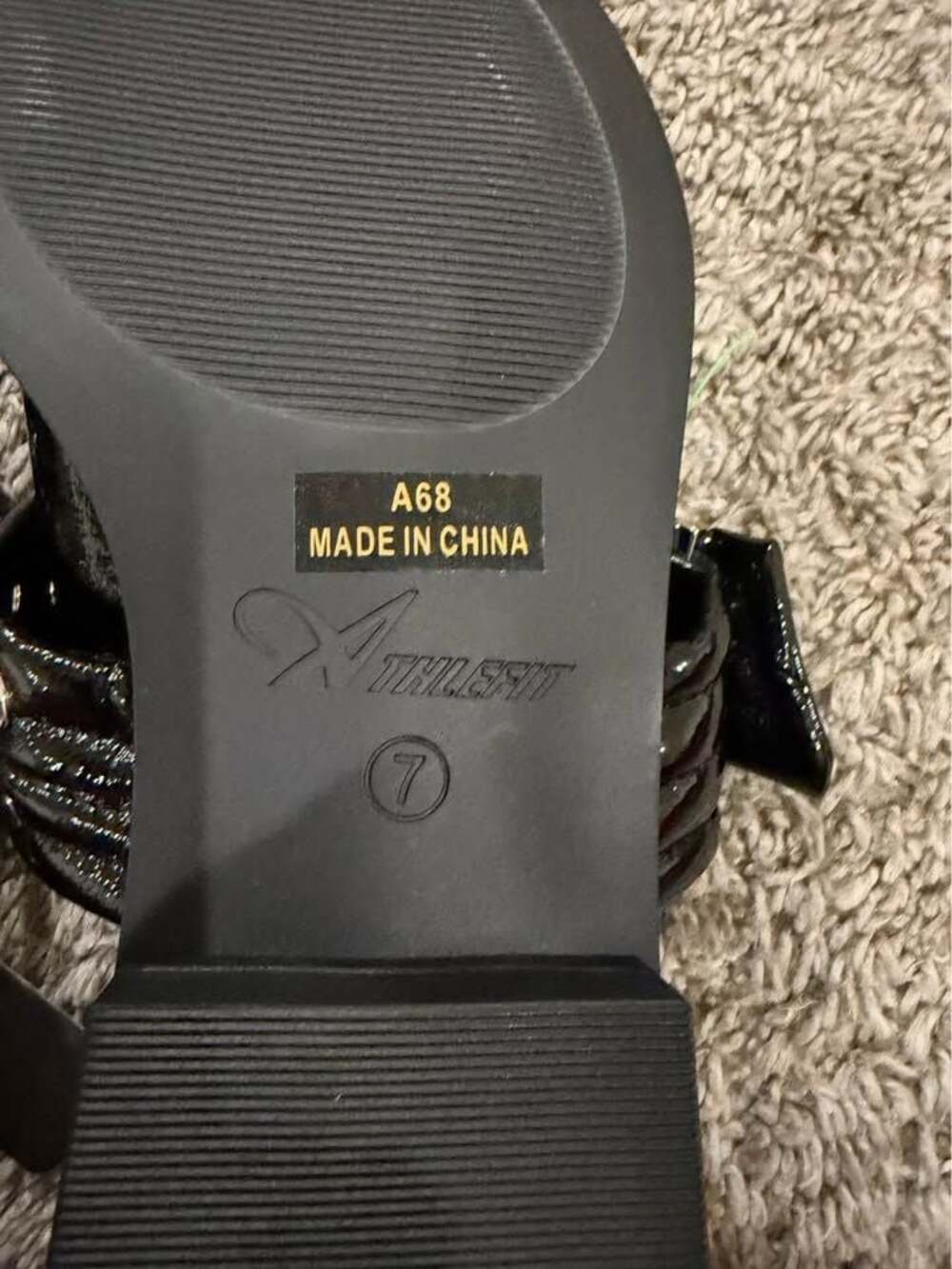 Shoes - Picture 4 of 4